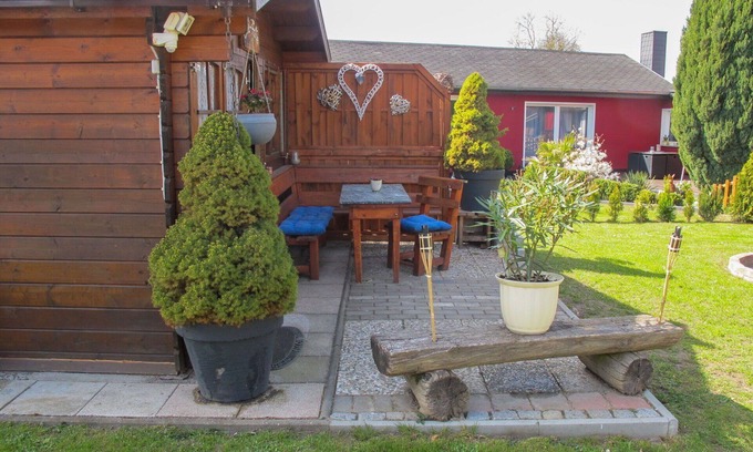 Zussow Apartment | Cosy apartment for 4 people with WIFI and TV