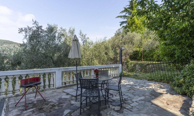 Gazzelli Apartment | Cosy apartment for 12 people with WIFI, pool, balcony, pets allowed, panoramic view and parking