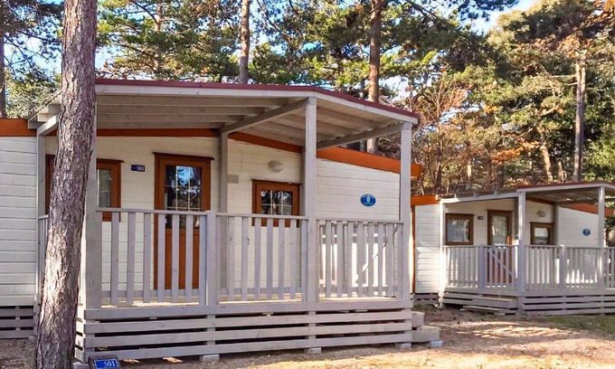 Duino-Aurisina House | Cosy apartment in villa for 4 guests with pool, A/C, WIFI, TV, terrace, pets allowed and parking