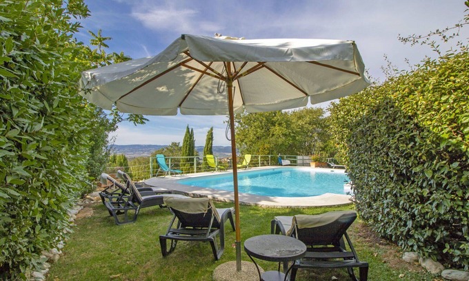 Poderi Villa | Cosy apartment in villa with private pool, hot tub, WIFI, TV, patio, pets allowed and panoramic .