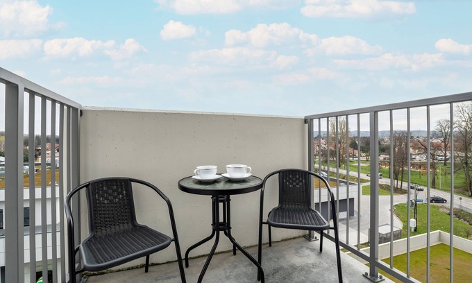 Rzeszow Apartment | Cosy Apartment With Balcony by Renters