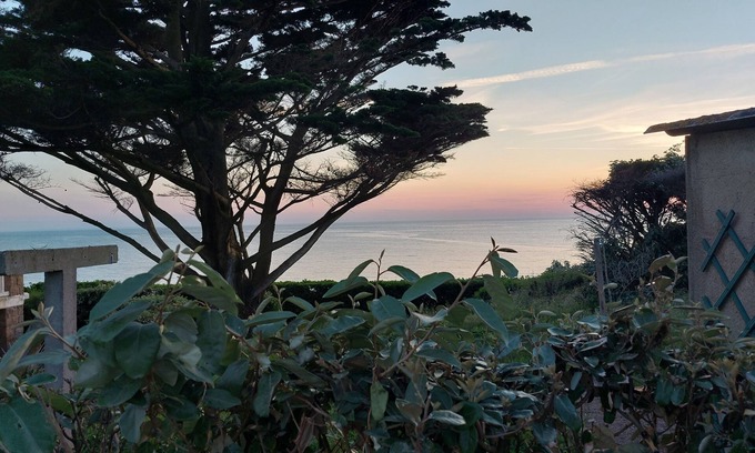 Saint-Pair-sur-Mer Apartment | COSY BEACH SEASIDE ACCOMMODATION GRANVILLE MONT SAINT-MICHEL BAY