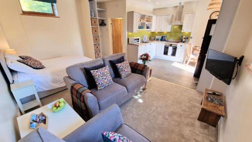 Great Witley Apartment | Cosy Bolt-hole escape for 2 in stunning valley