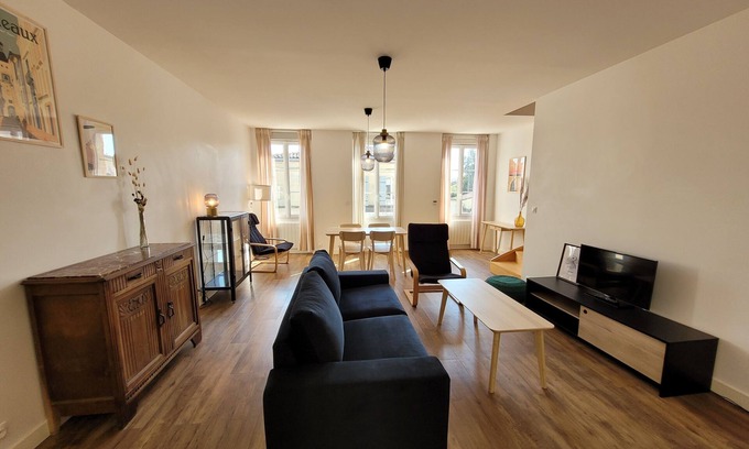 Macau Apartment | Cosy, bright duplex apartment Bordeaux/Vignoble/Plages Médocaines - Close to shops.