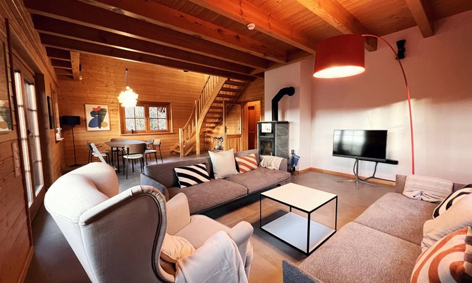 Dorfweil Ski Chalet | Cosy chalet in the Taunus nearby Frankfurt with fireplace & view
