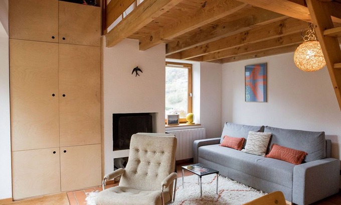 Esterre Ski Chalet | Cosy chalet with south-facing mountain view