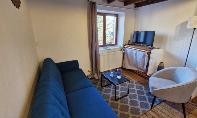 Faucon-de-Barcelonnette Apartment | Cosy, comfortable mountain apartment with swimming pool
