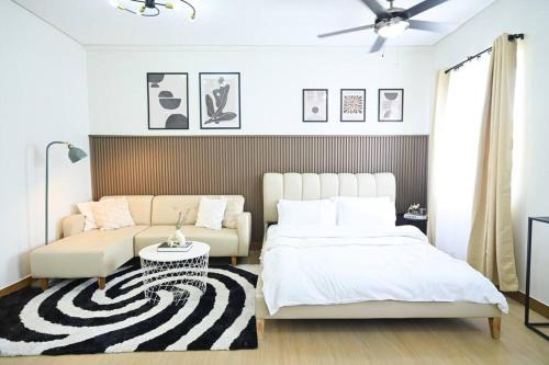 Trece Martires Apartment | Cosy Corner at SMDC Hope Residences - Pool View & Highest Floor