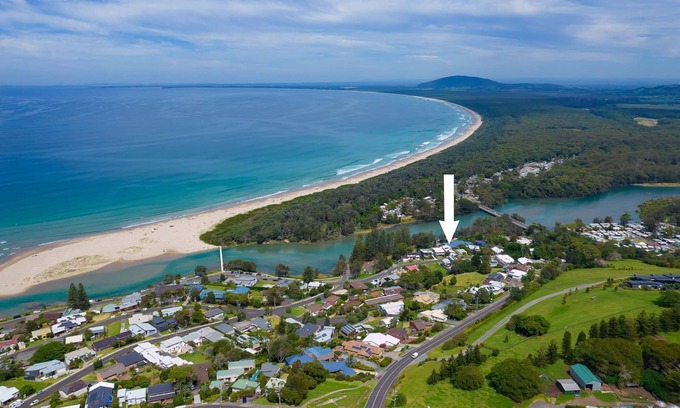 Gerroa House | Cosy cottage by the sea