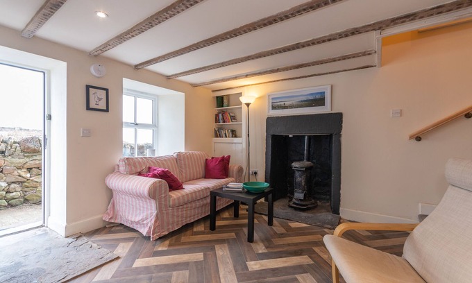 Cellardyke House | Cosy Cottage next to the shoreline in Cellardyke