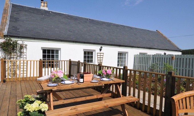 Mauchline Cottage | Cosy Country Cottage in Burns Country, close to the Ayrshire Beaches