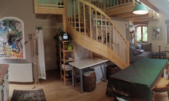 Ternitz Apartment | cosy country studio in middle of the Vienna Alpine Region # well reachable.