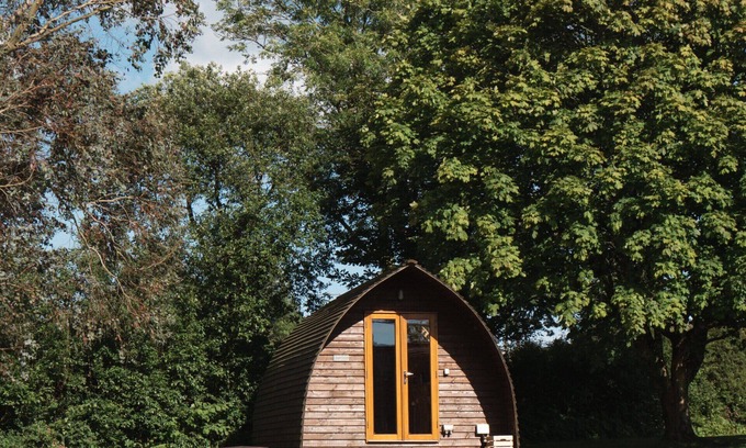 Jameston Cabin | Cosy En-suite Wigwam Glamping Pod