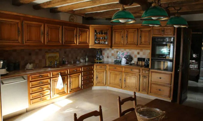 Allassac House | Cosy estate in the heart of nature