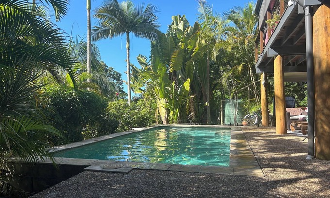 Tugun House | Cosy French provincial beach house in Tugun . nVery central on the GCoast . n