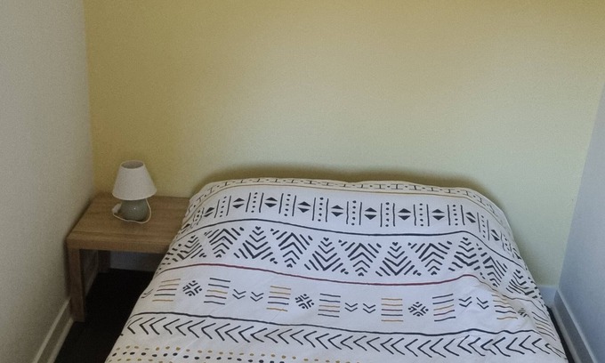 Brigueuil House | Cosy gîte in a charming village