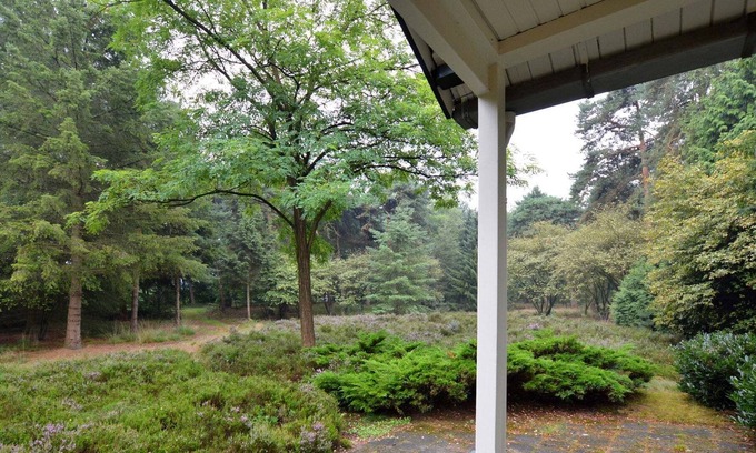 Maarheeze House | Cosy Holiday Home in Maarheeze with Verandah