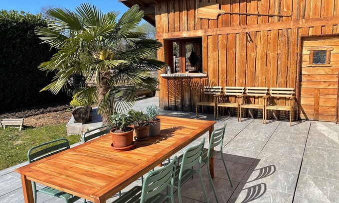 Contamine-Sarzin House | Cosy modern chalet-style house