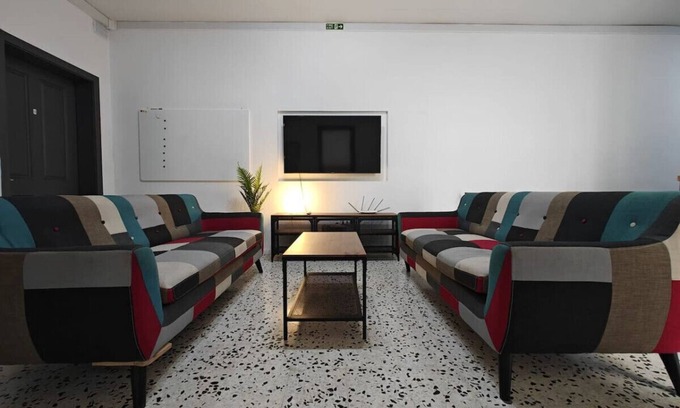 Pieta House | Cosy room 1 in guest house