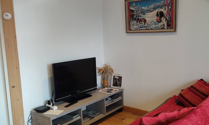 Villy-le-Pelloux Apartment | Cosy, self-contained apartment between Annecy and Geneva - Pets welcome!