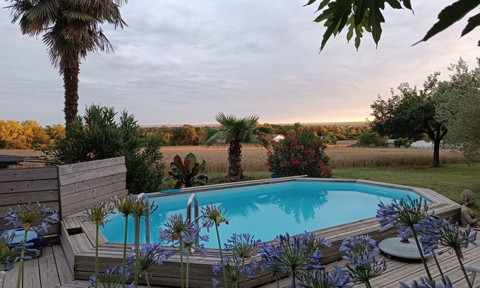 Tonneins Cottage | Cosy & Spacious Cottage, Canal de Garonne