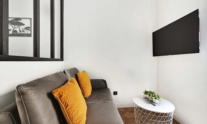 Quartier de Javel Apartment | Cosy Studio 1BR2P - Tour Eiffel Champs de Mars 19B