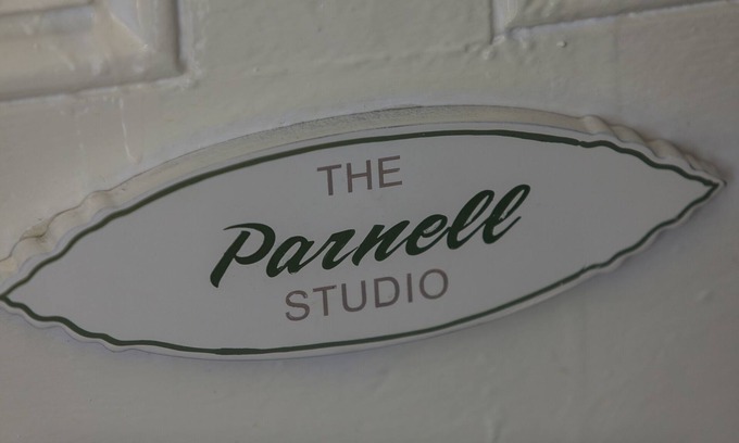 Inchicore Apartment | Cosy studio in Dublin's historic Kilmainham district in Dublin 8.
