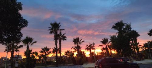 Capuchinos Apartment | Cosy Studio +netflix+24h entry+silent air conditionning