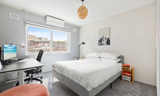 Sydenham Apartment | Cosy Sydenham 1-Bed by Inner-West's Attractions