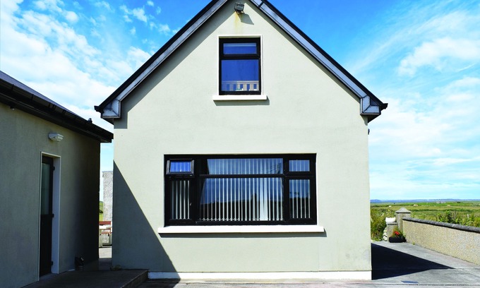 Mullet Peninsula Cottage | Cosy two Bedroom Cottage on the Mullet Peninsula