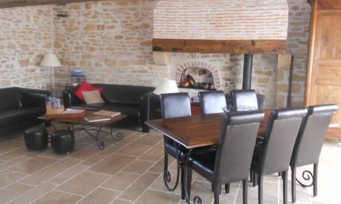 Saint-Hilaire-de-Gondilly Cottage | Cottage 5/7 people between Nièvre and Cher (halfway between Nevers and Bourges)
