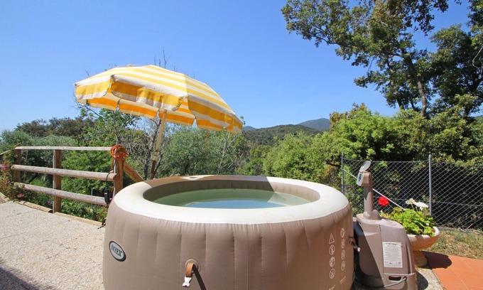 Castiglione della Pescaia House | Cottage surrounded by nature near Sea