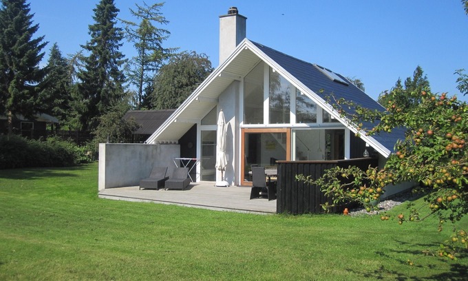 Stege Cottage | Cottage 100 m from Beach