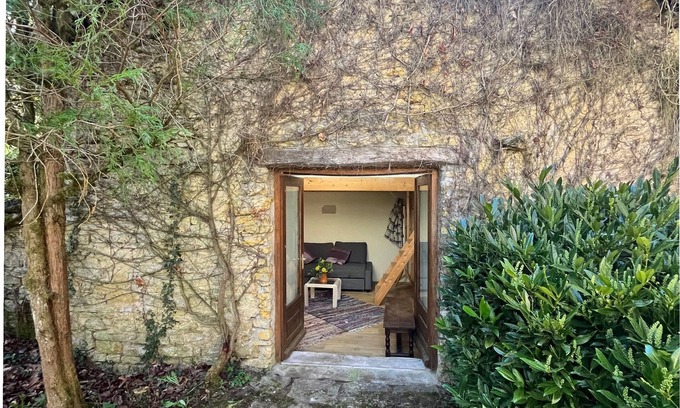 Charcier House | Cottage 2 steps from the lakes