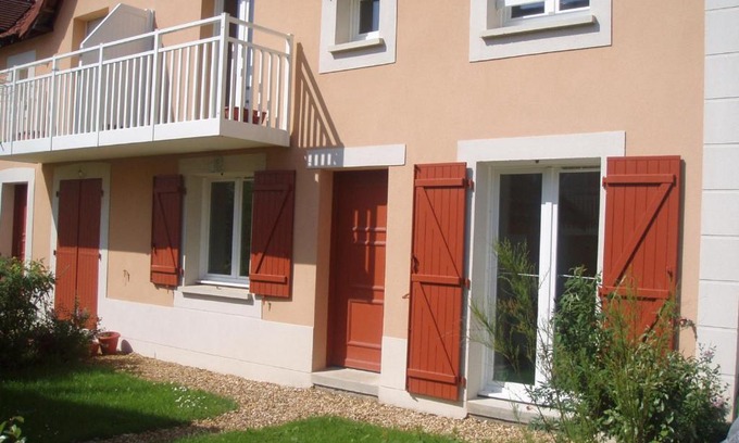 Port Guillaume Apartment | Cottage 3 pièces à Dives-sur-Mer, jardin privé, proche Port Guillaume, piscine, animaux acceptés - FR-1-487-301