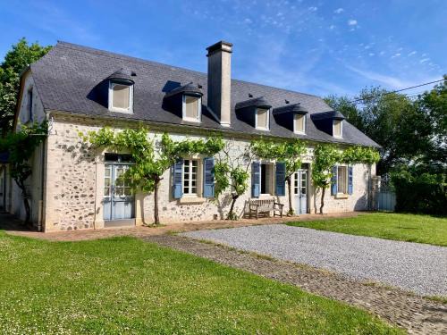 Nousty House | Cottage authentique et chaleureux entre Pau et Lourdes pour 7 personnes