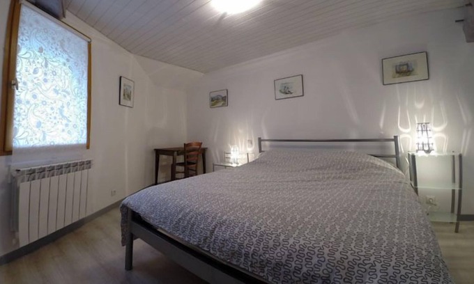 Dienville Cottage | Cottage close to Port-Dienville, in the heart of the village, by the river