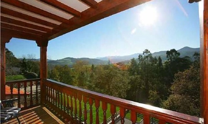 Ribadedeva Apartment | Cottage divided in apartm. 4 to 14 people, to the beach 2.5 Km. to Picos 20 Km.