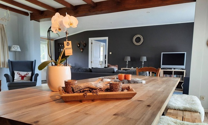 Nadrin Cottage | Cottage-Ensuite with Bath-Countryside view
