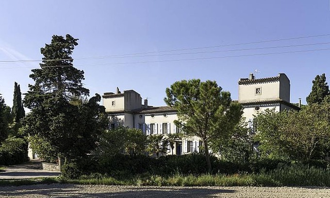 Villesiscle Cottage | Cottage for 4 people at Domaine de la Forçate with swimming pool in the park.