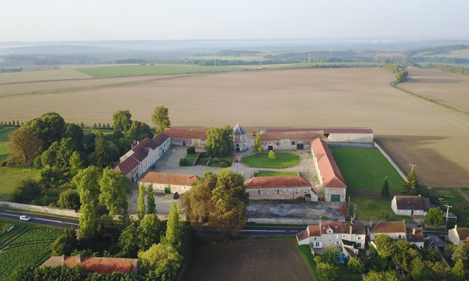 Le Plessis-Placy Cottage | Cottage for 8-9 people in a farmhouse