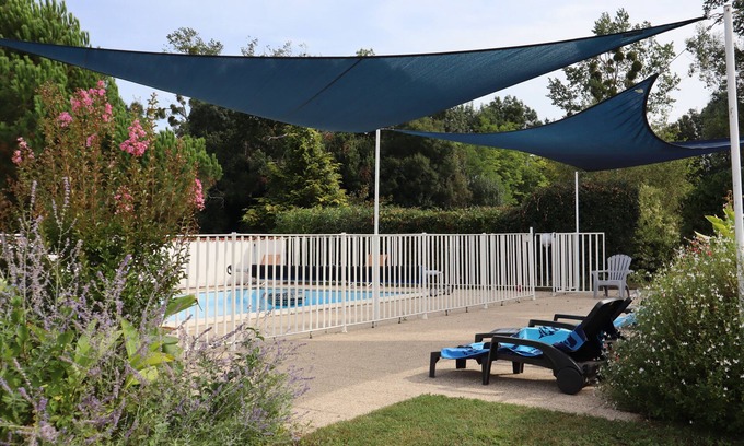 Montpellier de Medillan House | Cottage of 6 persons with pool