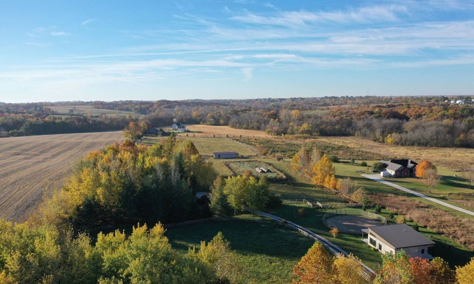 Indianola House | Cottage getaway perfect writer's retreat or a couple's haven.