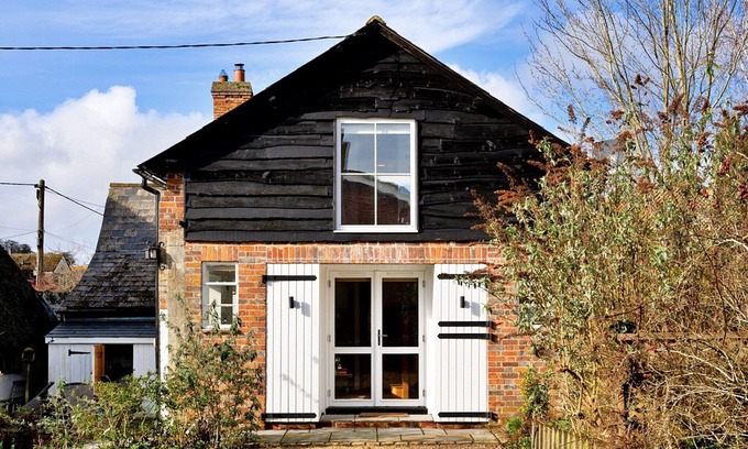 Chilton Foliat Cottage | Cottage in Chilton Foliat near Savernake Forest