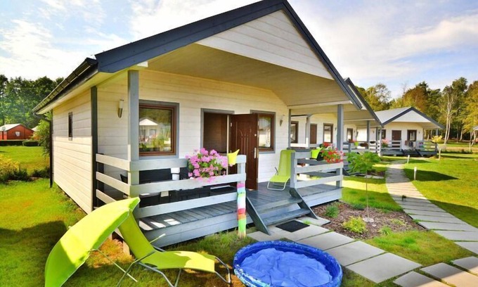 Jaroslawiec House | Cottage in Jarosławiec near Heated Pool
