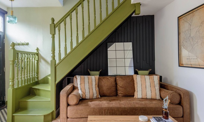 Queens Quarter Cottage | Cottage in the City "The Harland"nRathdrum Cottage, Belfast