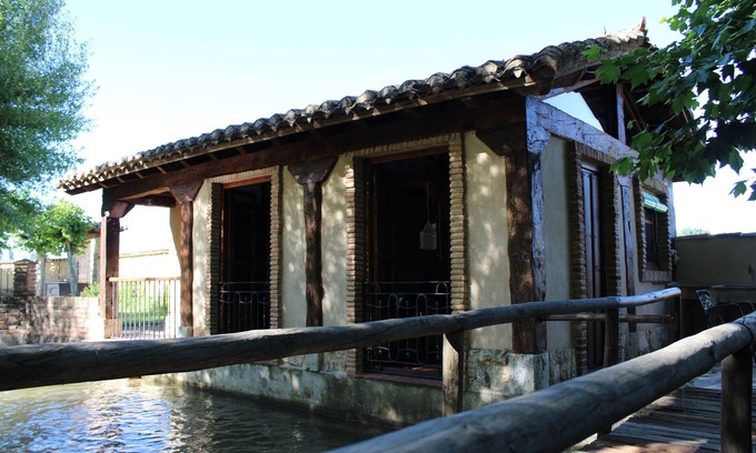 Saldana Cottage | Cottage 'La Morada Del Molinero' with Private Garden and Wi-Fi
