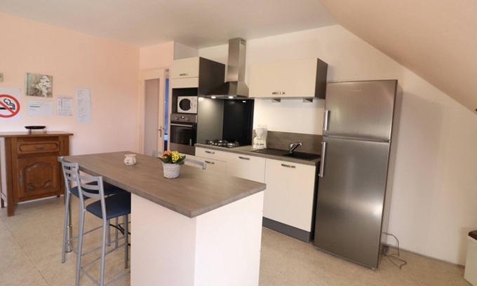 Saint-Gerons Cottage | Cottage near Lake Saint-Etienne Cantalès, 3 bedrooms, water activities, pets allowed