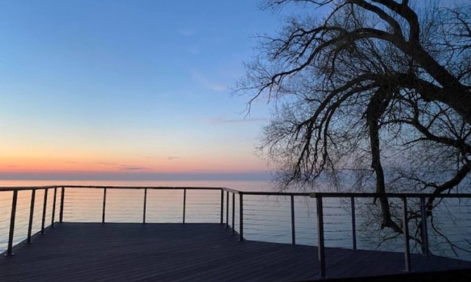 North East Cottage | Cottage on Lake Erie with beach access .Local wineries