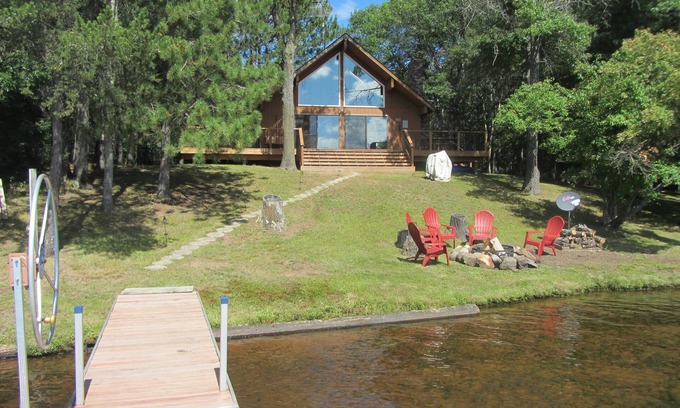 Markville Cabin | Cottage on Lake Minerva, Danbury, WI